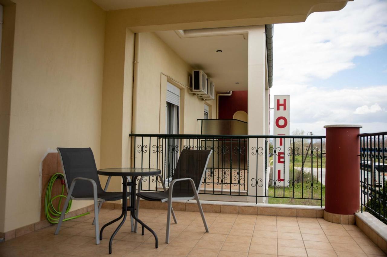 Hotel Kastro Sérvia Exteriör bild