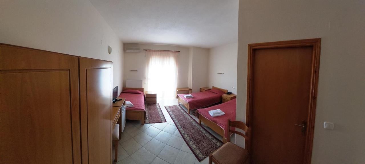 Hotel Kastro Sérvia Exteriör bild